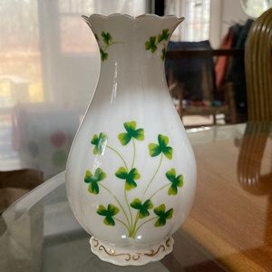 Sweet Clovers & Gold Leaf Vase